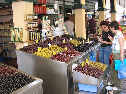 An einem Marktstand in Thessaloniki, Griechenland